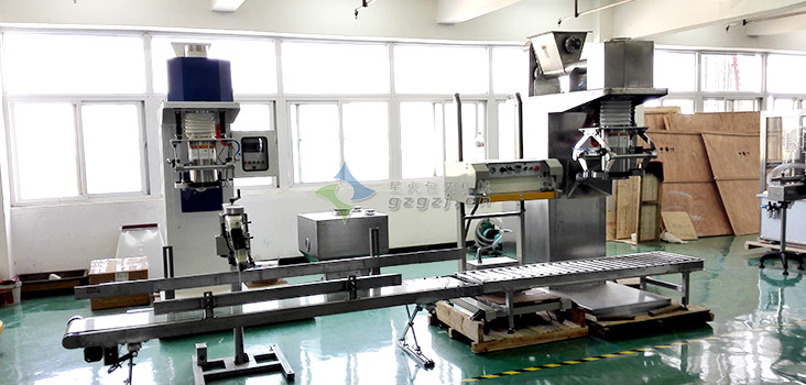 25公斤大袋粉劑稱(chēng)重包裝機(jī)工廠圖